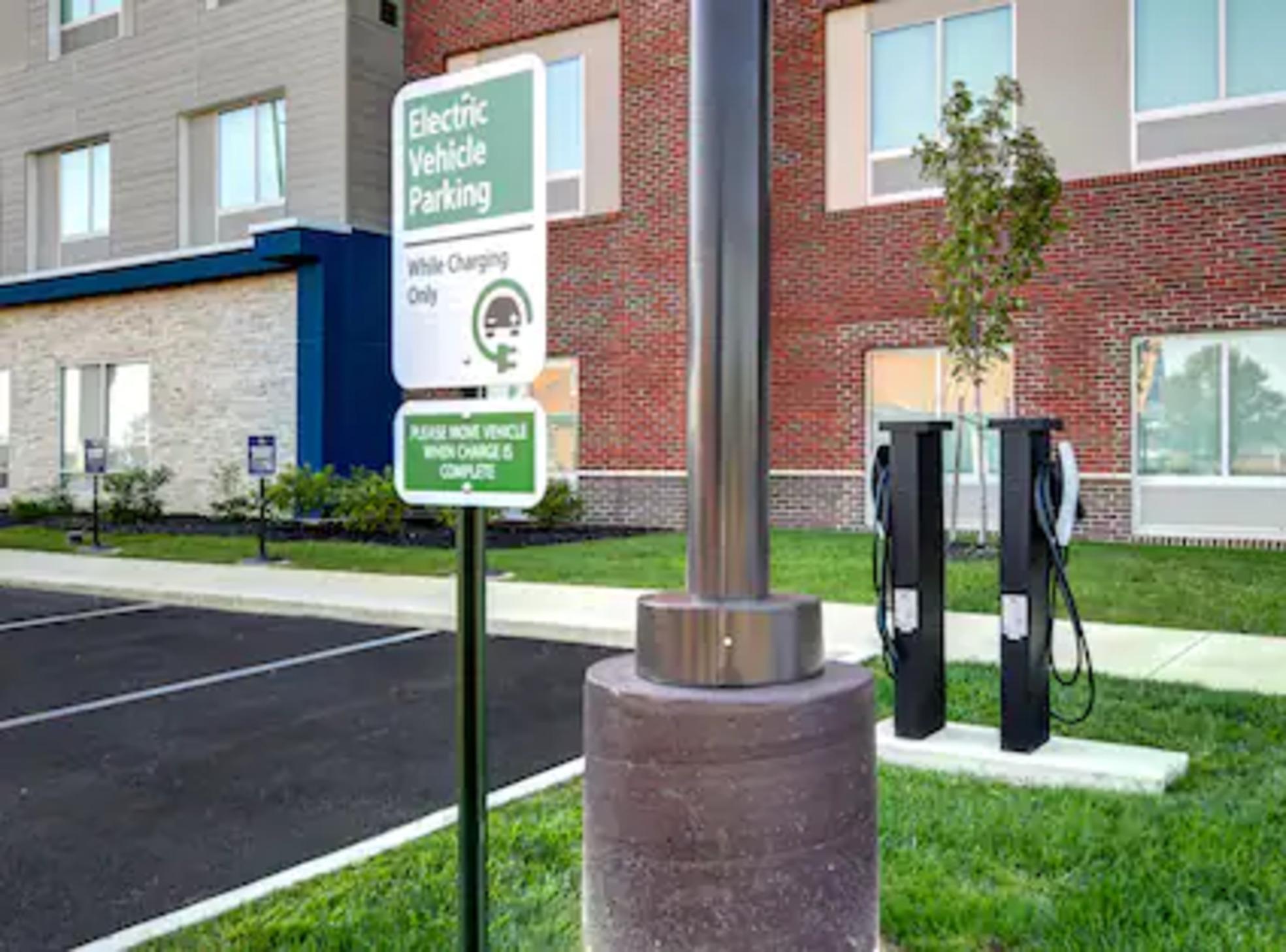Hampton Inn & Suites Canal Winchester Columbus Екстер'єр фото